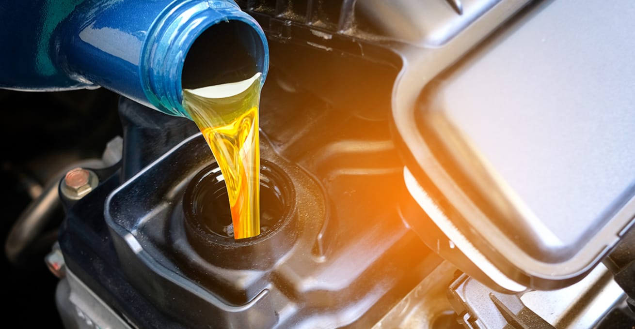 Get the Right Deals on Engine Oil for Sale – Your Car Deserves the Best