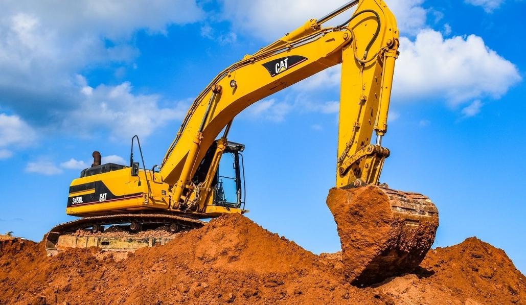 Gear Up: Essential Tips for Hiring Heavy Construction Equipment Mechanics