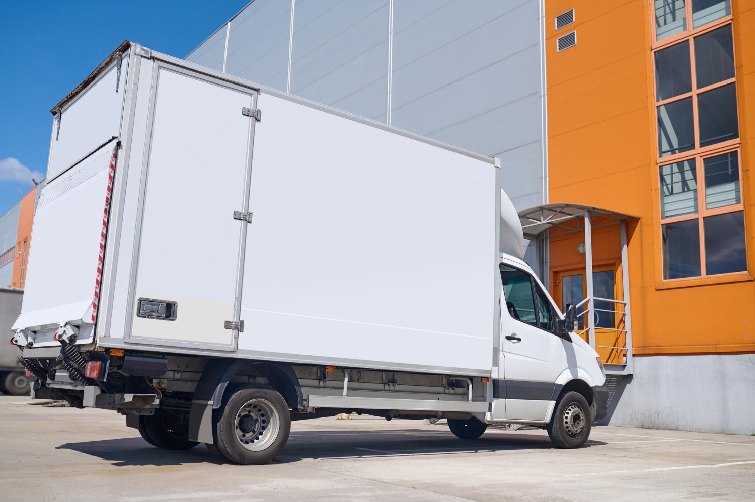 Ultimate Checklist for Renting a Moving Van Effectively